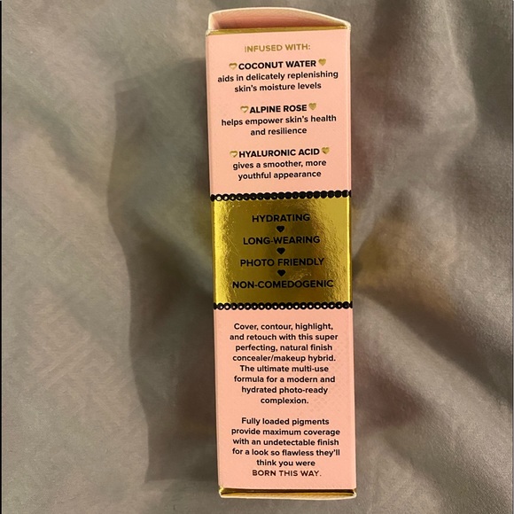 Too faced Born this way multi-use sculpting concealer, swan shade - Picture 3 of 4